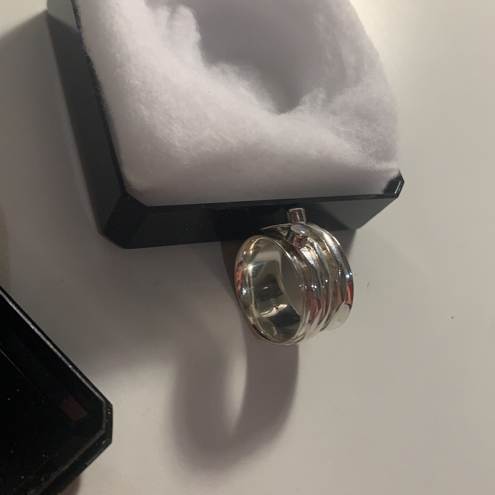 Silver Moon and Amethysts spin ring - Picture 3 of 4